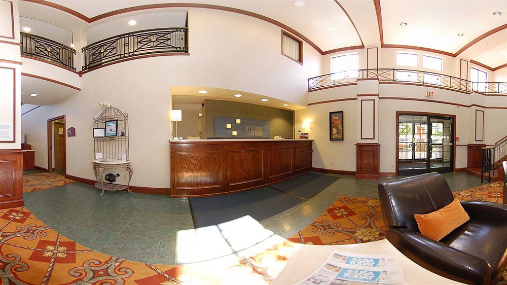 Holiday Inn Express Corydon By Ihg Exterior photo
